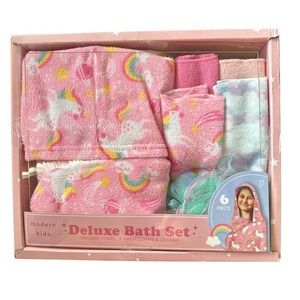 Modern Kids Deluxe Bath Set w/Hooded Towel, 4 Washcloths & Loofah - PINK Unicorn